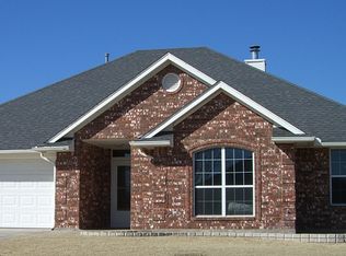 1511 SW 68th St, Lawton, OK 73505