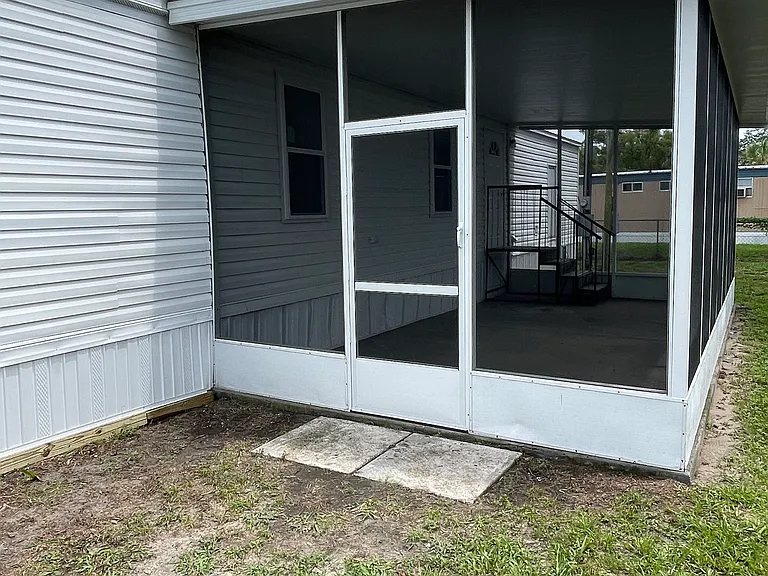 740 N Grady Ave — Photo 17