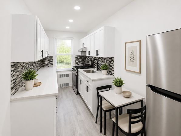88-10 34th Ave #3K, Queens, NY 11372 – 1-bedroom rental in Forest Hills