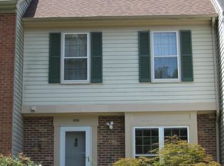 11635 Pleasant Meadow Dr, Gaithersburg, MD