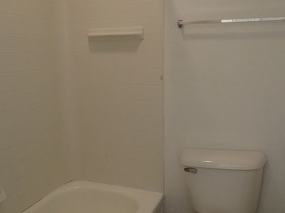 5th image of 6760 Prutzman St #19