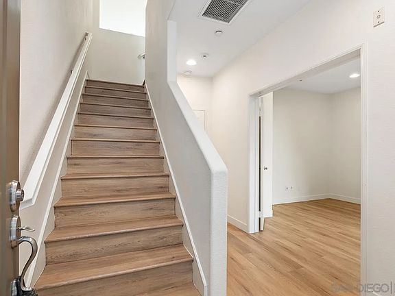 3rd image of 10545 Zenor Ln Unit 49