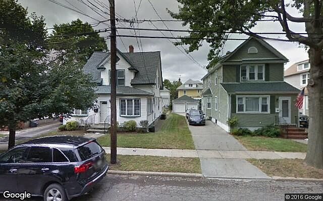 1st image of 54 Hinsdale Ave