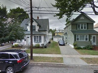 54 Hinsdale Ave, Floral Park, NY, 11001