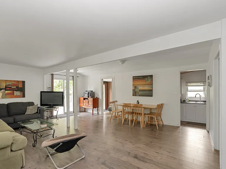 33 Grove St — Photo 6