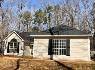 30 Shamrock Way, Newnan, GA 30263