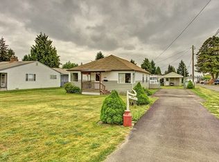 449 SW 122nd St, Burien, WA 98146