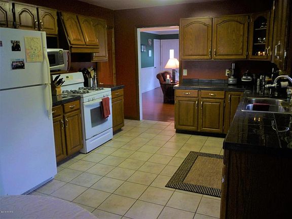 4th image of 1488 Brookmark St SE