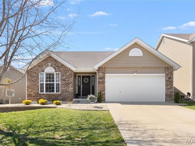 615 Prairiegate Ct, Lake Saint Louis, MO, 63367
