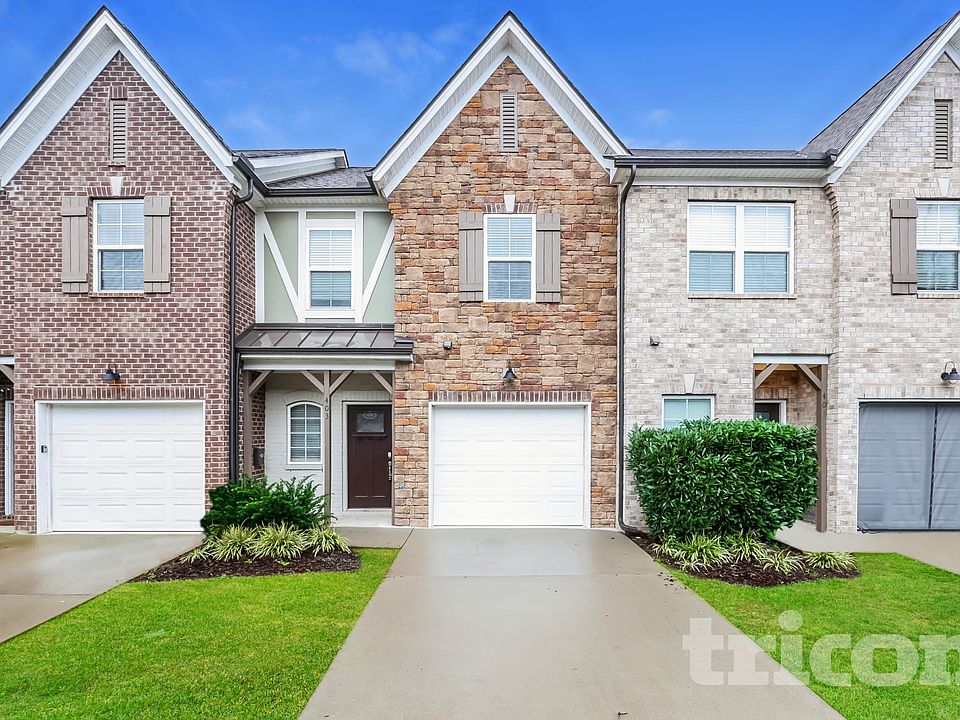 1st image of 403 Riverwood Ct