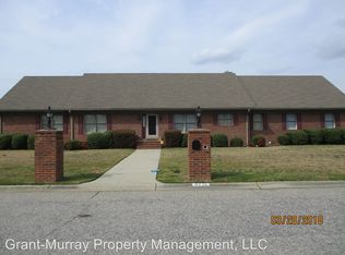 4712 Flintcastle Rd, Fayetteville, NC 28314