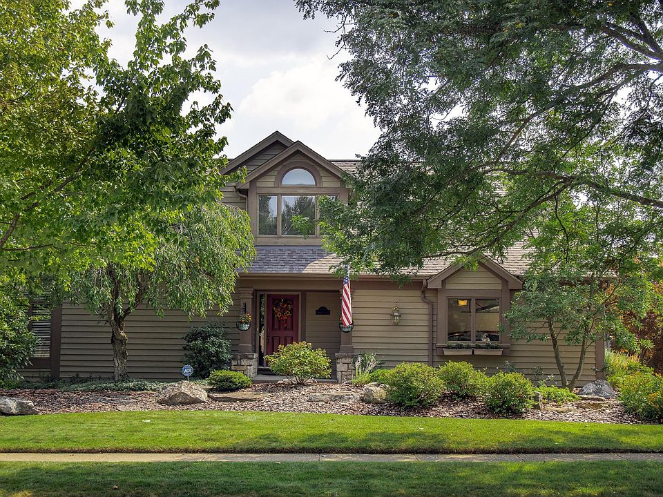 1st image of 6714 Lakeside Cir W