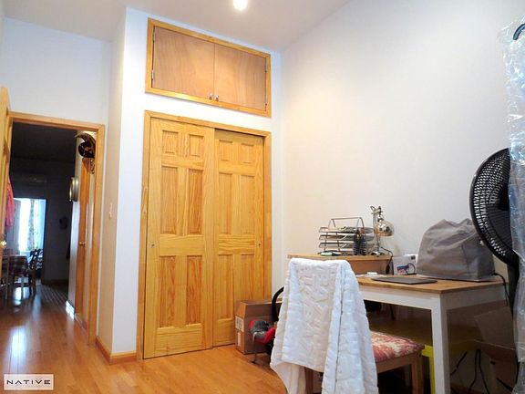 3rd image of 85 Newell St APT 1R