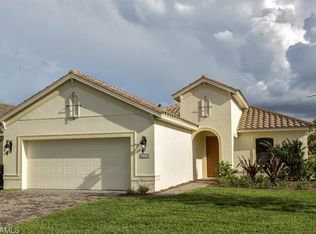 3739 Canopy Cir, Naples, FL 34120