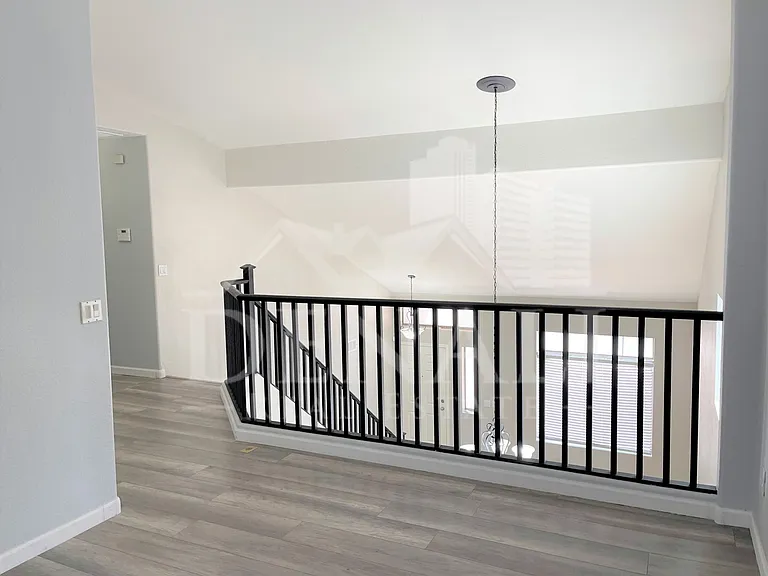 8535 W Vogel Ave — Photo 12