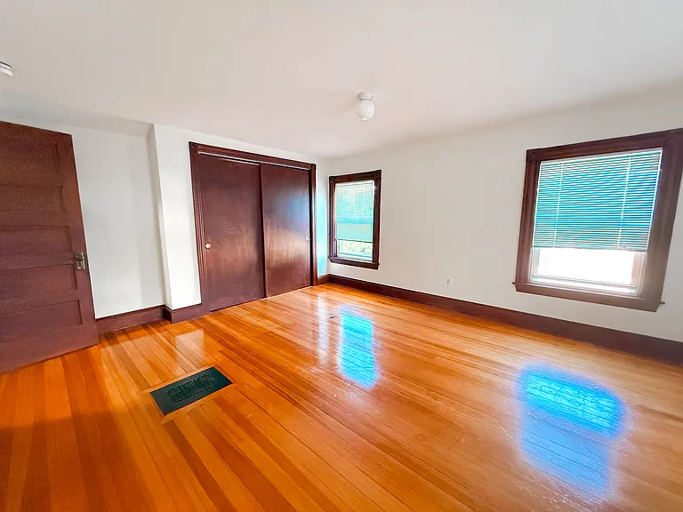 3 Elm St #2 — Photo 9