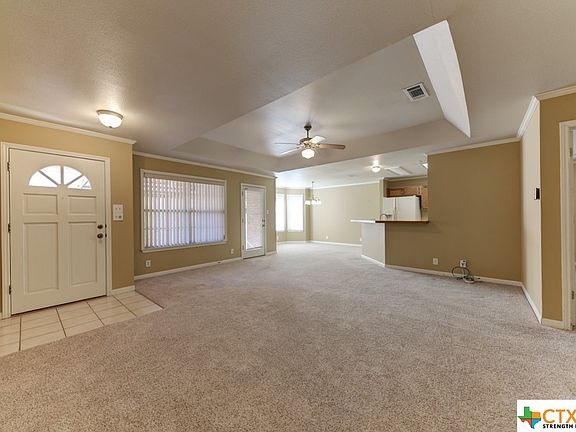 4th image of 965 Woodrow Cir