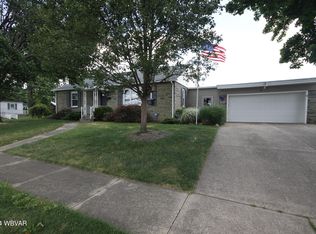 928 Chestnut St, Montoursville, PA 17754