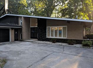 17308 Greenwood Ave, South Holland, IL 60473