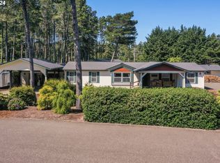 88940 Twin Lakes Ct, Florence, OR 97439