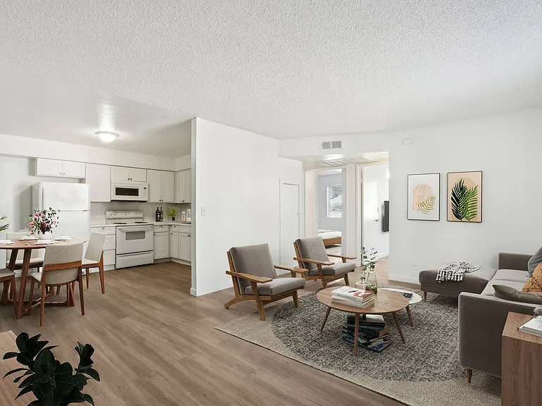 Two Five Greenway Apartments — Photo 39