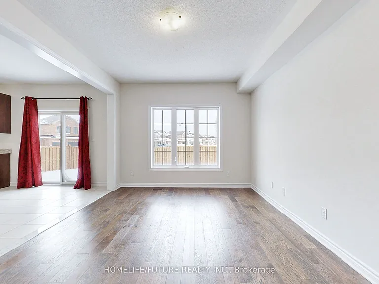 2 Jardine St — Photo 8