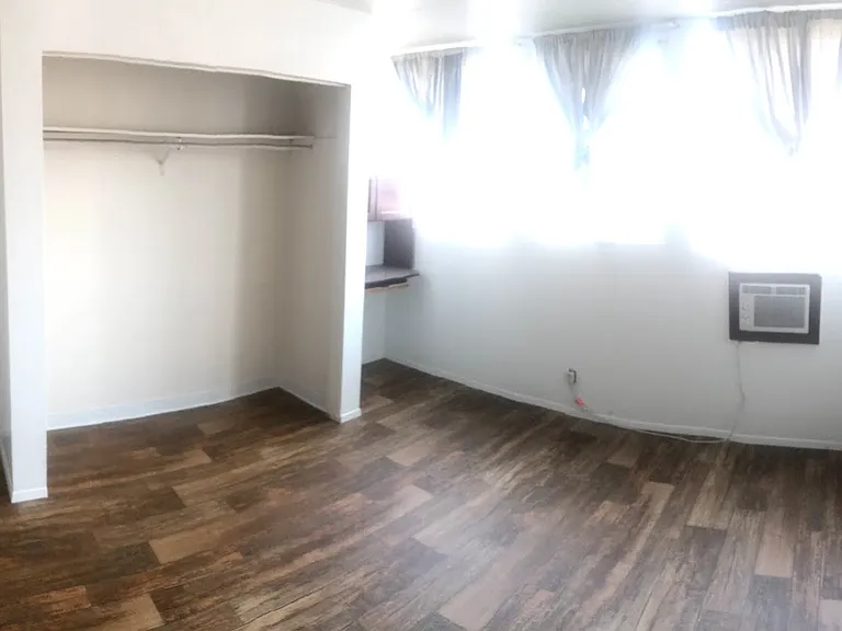 1819 Holborn St #5 — Photo 8