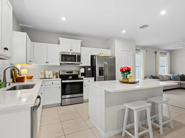 3625 Sapphire Hollow Way, Fort Pierce, FL 34981