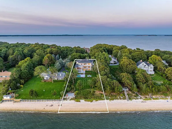 9820 Nassau Point Road, Cutchogue, NY 11935