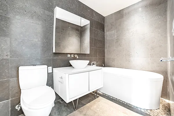 Sold by RELO REDAC INC. | media 9