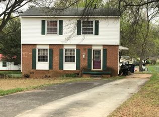 5209 Oak Ridge Ct, Winston Salem, NC 27105