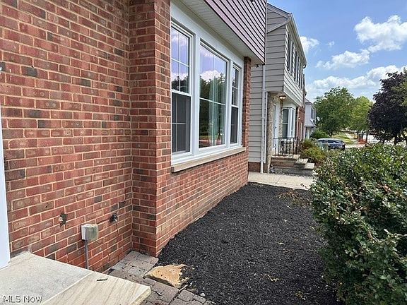 5th image of 4353 Groveland Rd