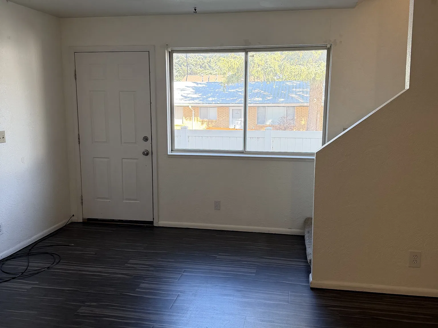 Moonlite Drive Town homes - 350 Moonlite #4 — Photo 2