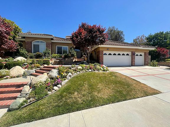 3rd image of 1700 Crystal View Cir