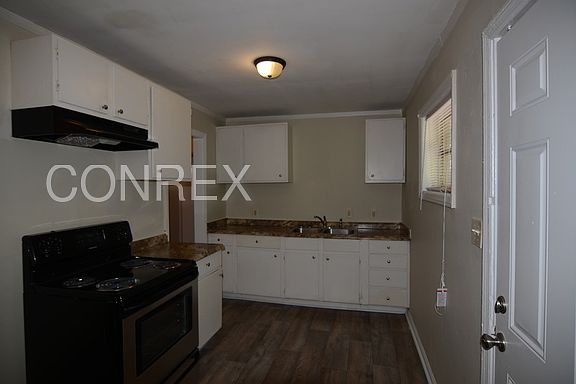 2nd image of 2510 Jolles Ave