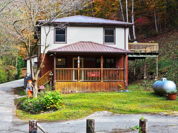 141 Saul Johnson Br, Pikeville, KY 41501