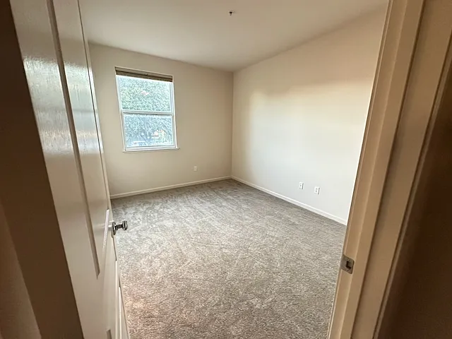 25442 Huntwood Ave — Photo 20
