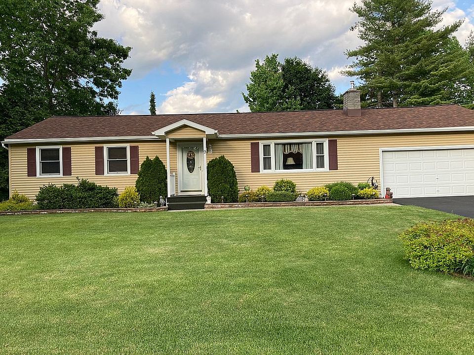 9 Westland Ave. Queensbury 