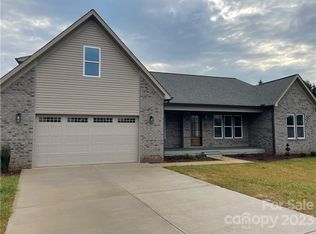 1730 Pipers Ridge Cir NW #33, Conover, NC 28613