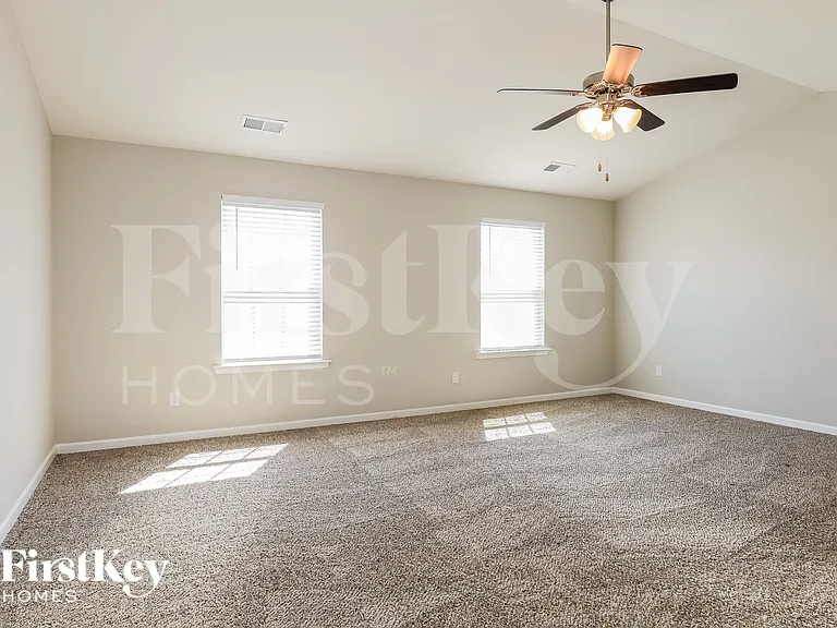 109 Longleaf Dr — Photo 9