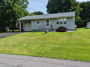 20 Prospect St, Nelliston, NY 13410