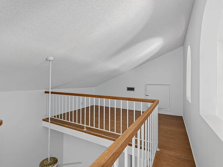 223 E River Park Dr — Photo 27