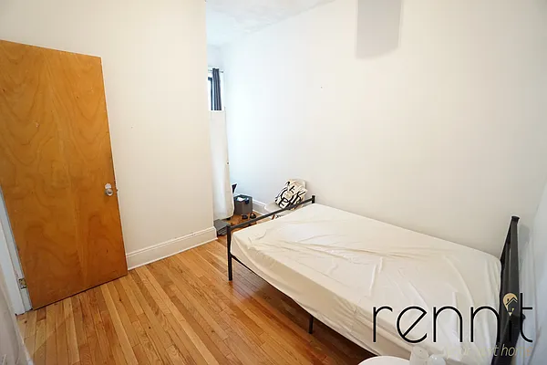 Rented by Rennit Inc. | media 11