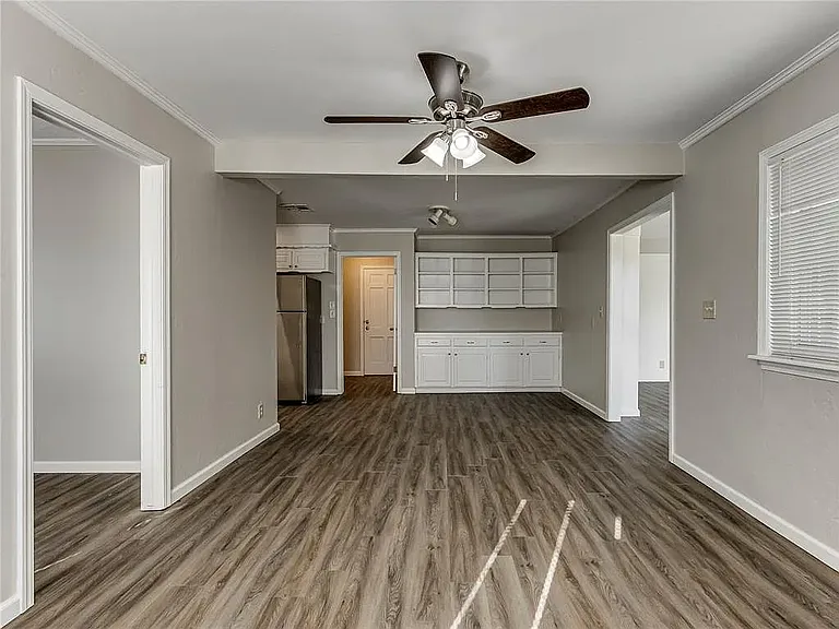 Dining room 2