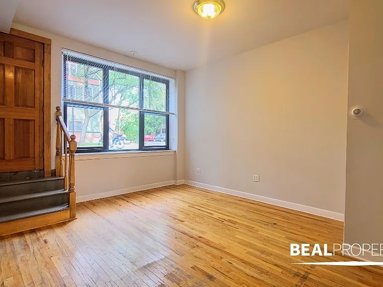2948 N Seminary Ave #GDN — Photo 1