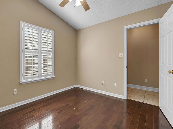 5th image of 7419 Heide Hill Trce