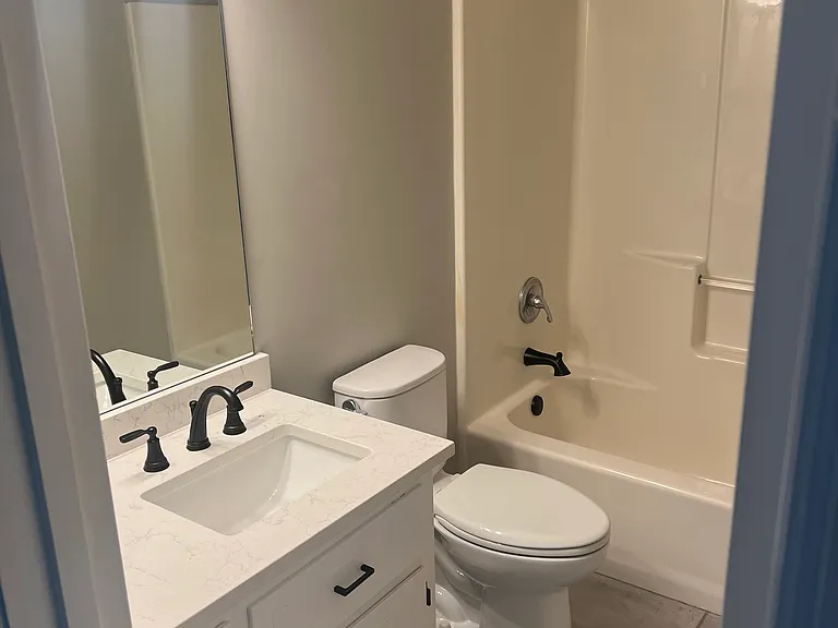 103 Ayries Dr — Photo 8