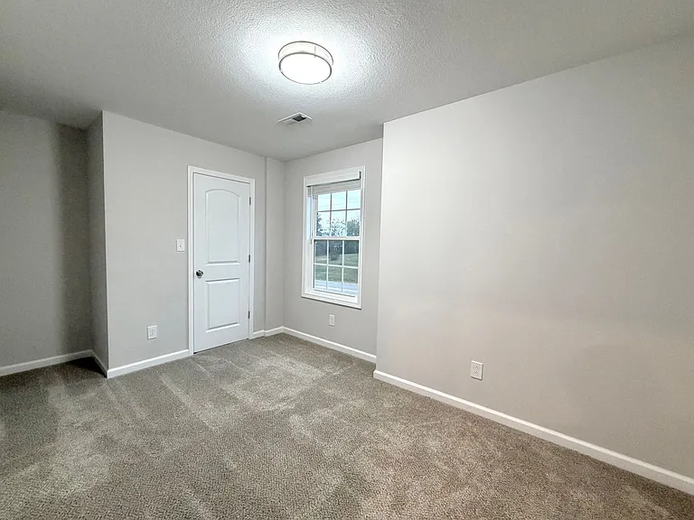 511 Britton Springs Rd — Photo 15