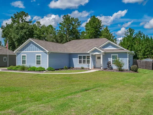 137 Nandina Way, Crawfordville, FL 32327