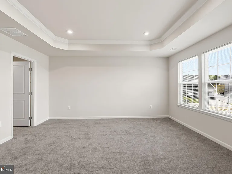 8718 Stevenson Ln — Photo 17